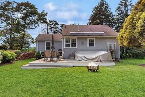 Outdoor dining - Pocasset Island Hideaway (Bourne)