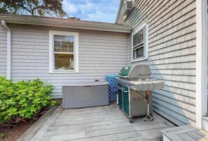 Terrace/patio - Pocasset Island Hideaway (Bourne)