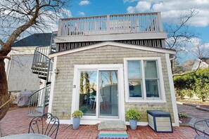Exterior - Stylish seaside escape with harborview rooftop deck, patio & steps to nightlife (Provincetown)
