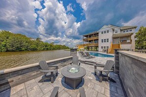 Terrace/patio - Bay-front home with water views, 2 decks, fireplace, AC, & W/D - walk to beach (Virginia Beach)