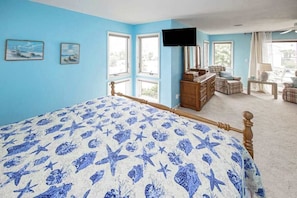 Iron/ironing board, travel crib, WiFi, bed sheets