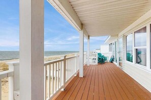 Property grounds - Lovely house near Sandbridge Beach -  decks with stunning ocean views & hot tub (Virginia Beach)