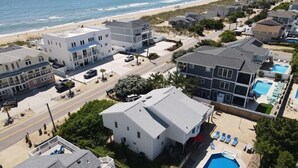 Exterior - Well-Appointed Home w/Private Outdoor Pool, Gas Grill, Washer/Dryer, A/C (Virginia Beach)