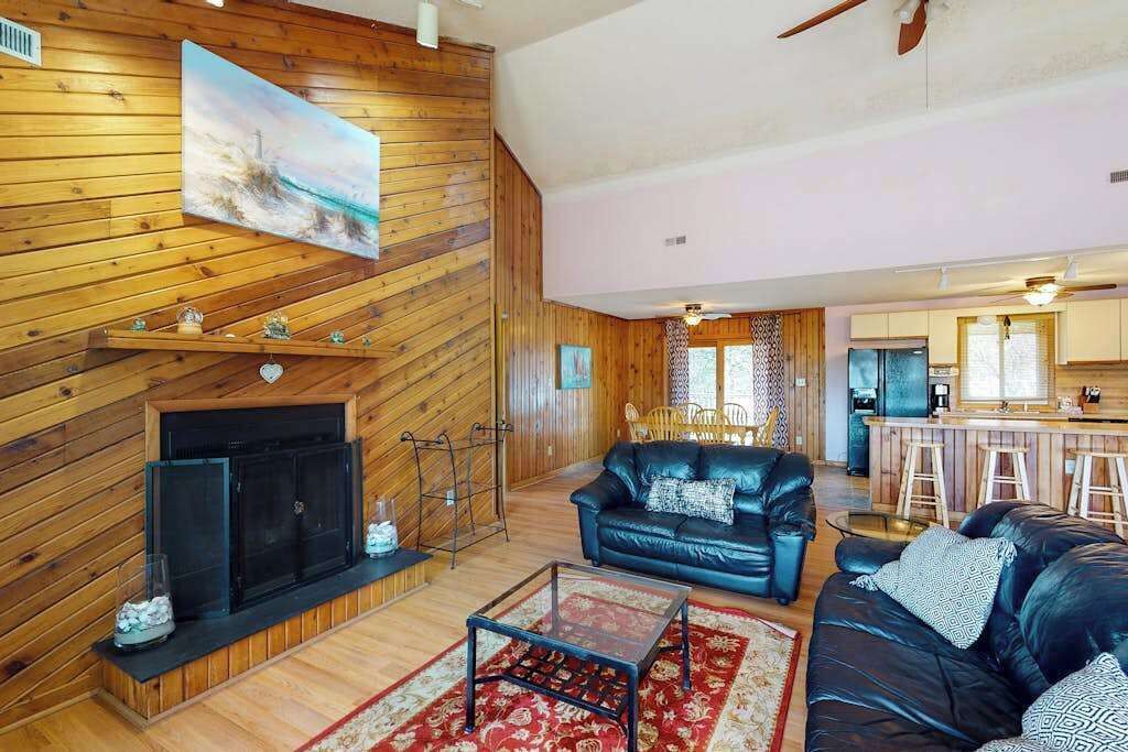 TV, DVD player, offices