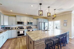 Fridge, microwave, oven, stovetop - Stunning oceanfront home with private indoor/outdoor pools, game room, theater (Virginia Beach)