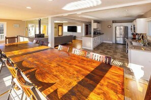 Fridge, microwave, oven, stovetop - Bayfront dog-friendly retreat w/ private, seasonal pool, decks, game rooms & AC (Virginia Beach)