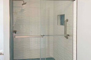Shower, towels - Two-Story Beach House w/ Private Pool & Central AC – Steps from the Shore! (Virginia Beach)