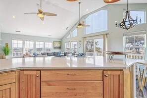 Interior - 9BR home with private pool, hot tub & 4 min to beach, free WIFI (Virginia Beach)