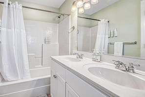 Shower, towels - 9BR home with private pool, hot tub & 4 min to beach, free WIFI (Virginia Beach)
