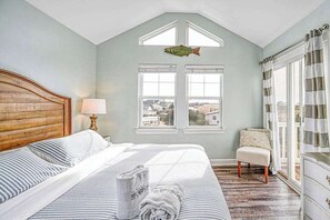 WiFi, bed sheets - 9BR home with private pool, hot tub & 4 min to beach, free WIFI (Virginia Beach)