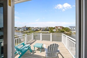 Property grounds - Spacious canal home w/ private dock, outdoor pool, hot tub & amazing views (Virginia Beach)