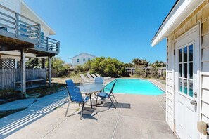 Pool - Dog-friendly home with private pool, fenced yard, ocean view, nice deck & WiFi (Virginia Beach)