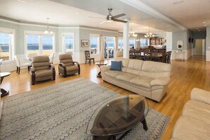 TV, fireplace, offices - Oceanfront home with private pool, hot tub, outdoor bar, theater room, game room (Virginia Beach)