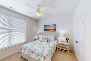 Iron/ironing board, WiFi, bed sheets - Brand-new condo steps from beach with balcony, WiFi, pool & gym (Virginia Beach)