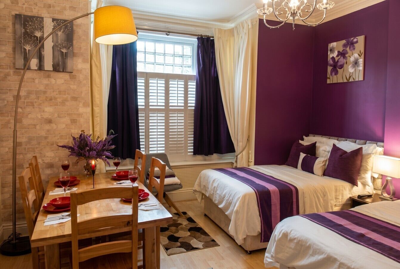 Desk, iron/ironing board, travel cot, WiFi