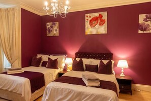 Desk, iron/ironing board, travel cot, WiFi - Pet-Friendly 2-Bed Suite | Sleeps 7 | Free Parking (West Midlands)