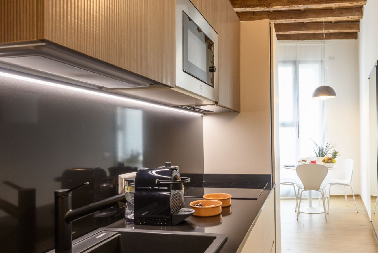 Fridge, microwave, dishwasher