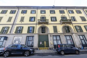 Exterior - Cesariano, 11 - Downtown - Park & Movida (Milan)