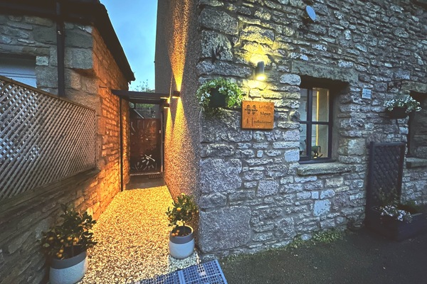 Entrance 3 Night