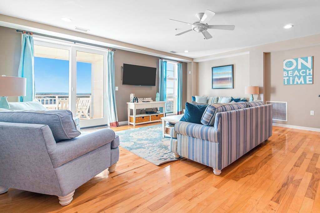 TV, DVD player, offices