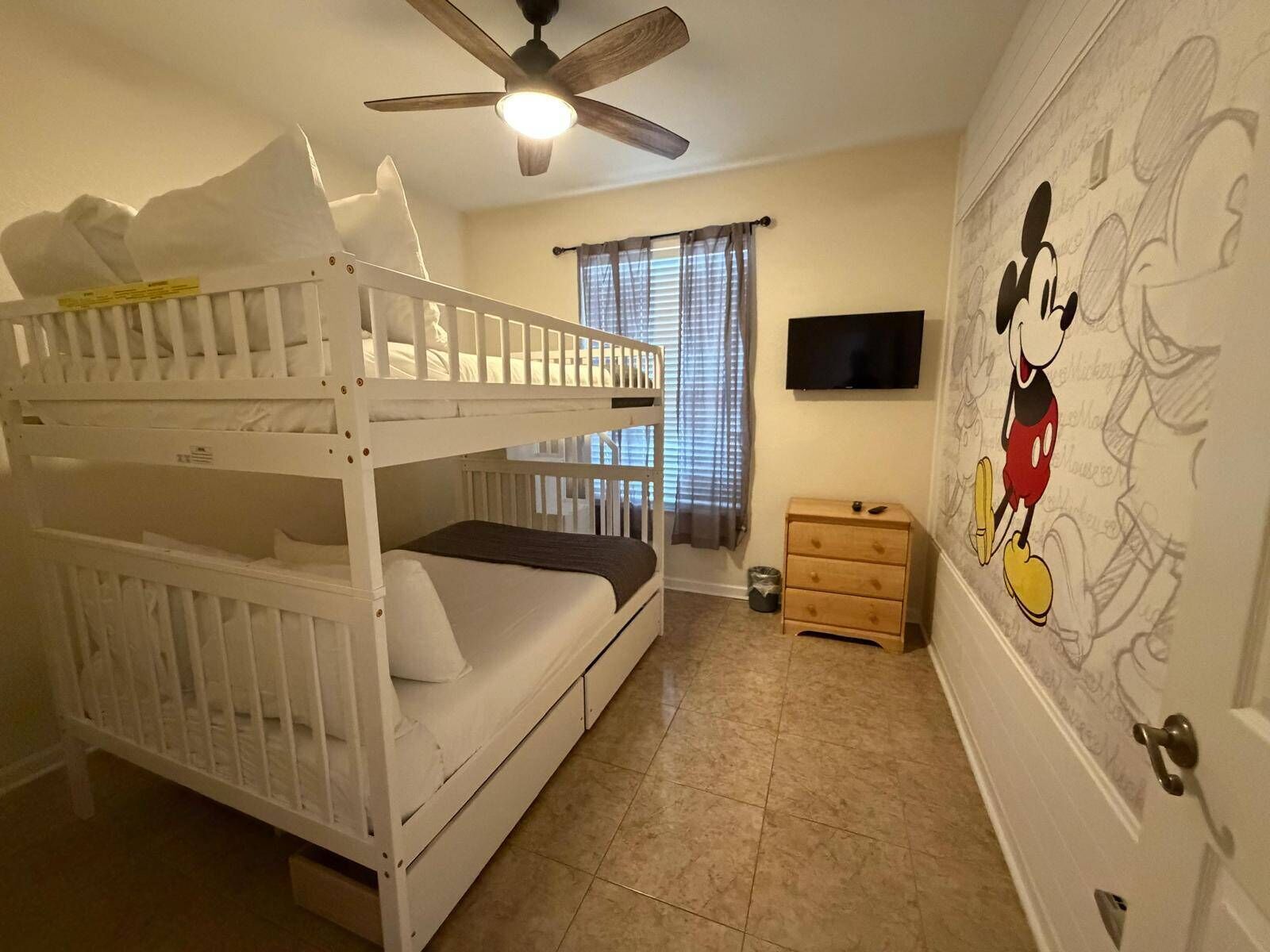 Iron/ironing board, travel crib, WiFi, bed sheets