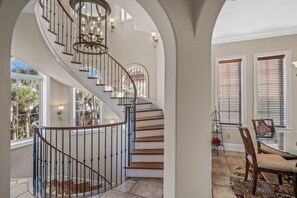 Interior - ⛱️Walk to Beach | Community Pool & Hot Tub | Casa del Mare⛱️ (Miramar Beach)