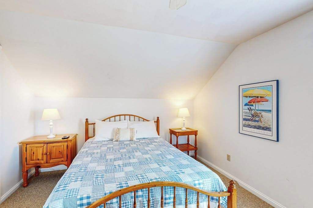 WiFi, bed sheets