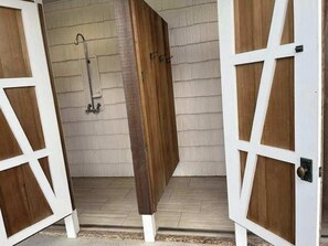 Shower, towels - Contemporary home on canal w/elevator, dock, private washer/dryer, central AC (Virginia Beach)