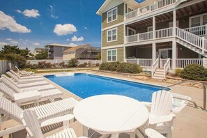 Pool - Luxury beach home w/private pool and hot tub, cabana, elevator, & beach access (Virginia Beach)