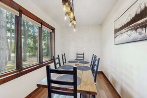 Dining - Cozy Home in the trees, w/ large yard, fire pit, gas grill, & WIFI (Friendship)