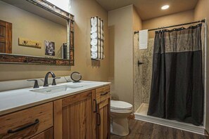 Shower, hair dryer, towels - Modern dog-friendly cabin with hot tub, gas fireplace, patio, grill, & washer/dr (Conover)