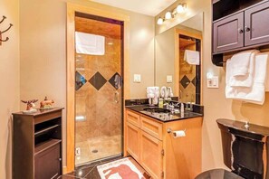 Shower, towels - Dog-friendly waterfront cabin w/ wood-burning fireplace, boat dock, & firepit (Eagle River)