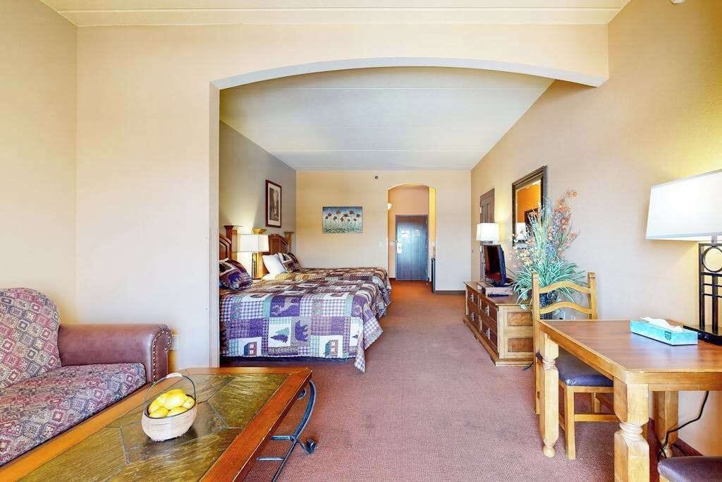 Iron/ironing board, internet, bed sheets
