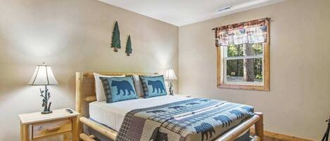 Iron/ironing board, Internet, bed sheets