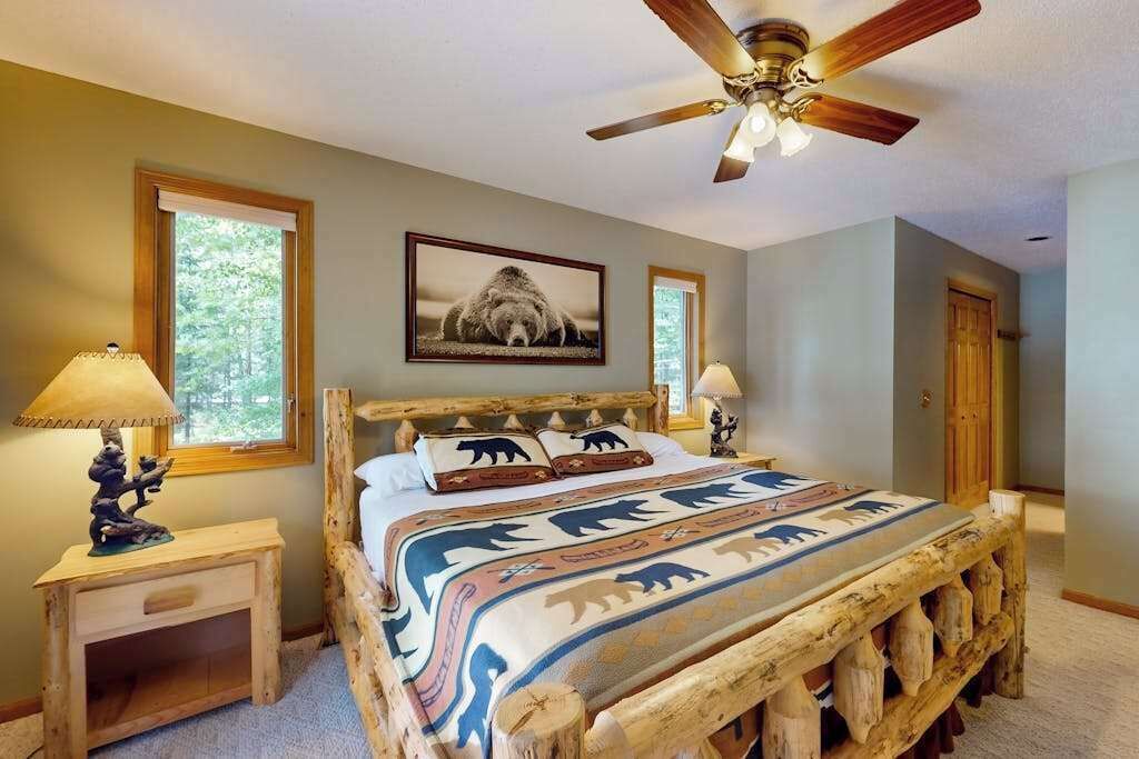 5 bedrooms, WiFi, bed sheets