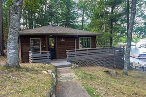 Exterior - Loon Loft | Cabin in St. Germain (St. Germain)