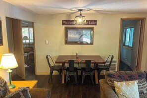 Dining - Loon Loft | Cabin in St. Germain (St. Germain)