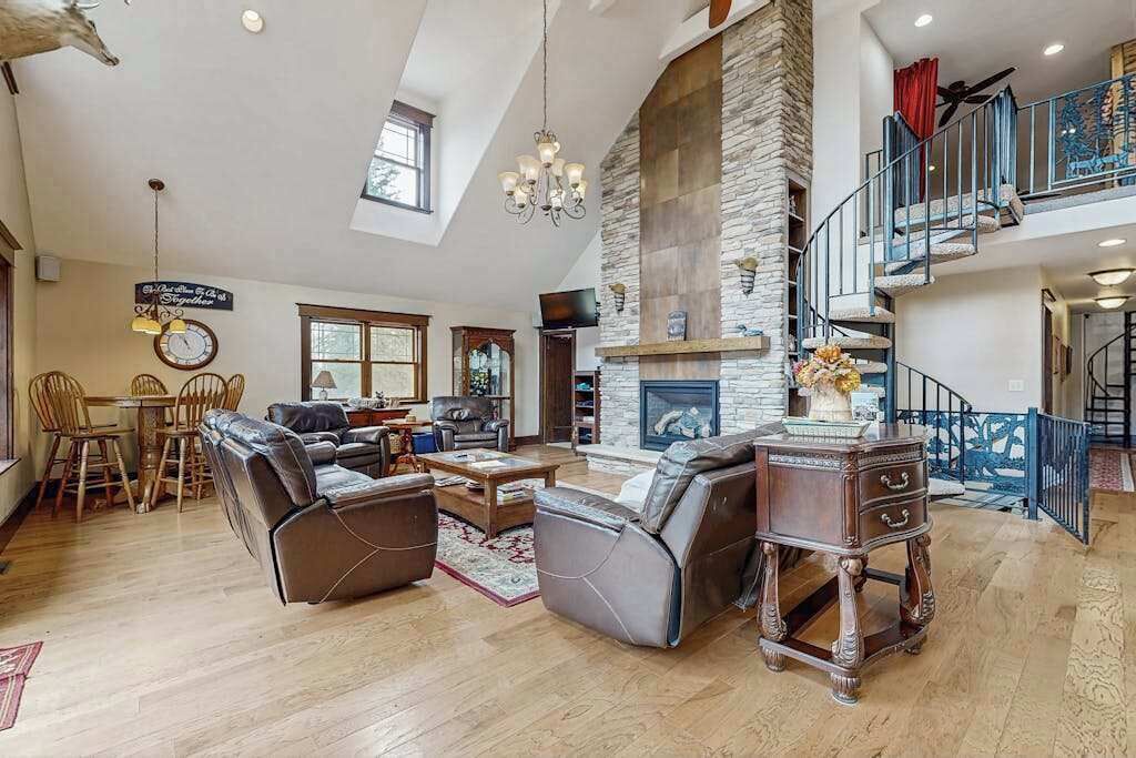 TV, fireplace, video games, DVD player