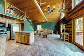 Interior - Cozy Home located on the Turtle Flambeau Flowage, great for all seasons! (Mercer)