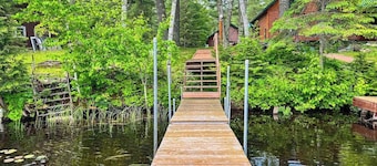 Cozy Cabin on the Turtle Flambeau Flowage, great for all seasons!