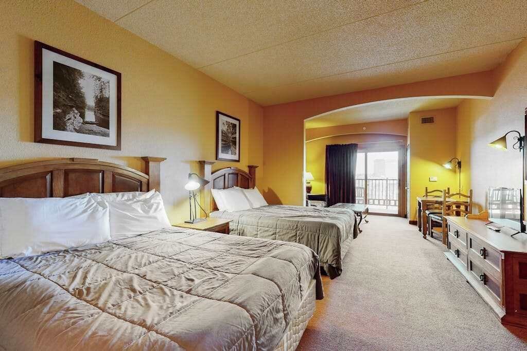 Iron/ironing board, internet, bed sheets