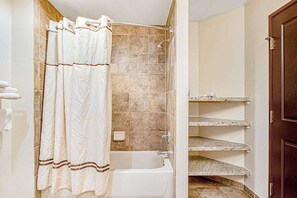Shower, hair dryer, towels - Exciting condo with fireplace, hot tub, & central AC (Wisconsin Dells)