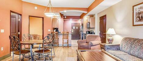 TV, fireplace, offices