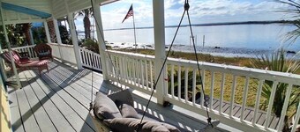 Historic Old Town Charm, best waterfront sunsets on Amelia Island!