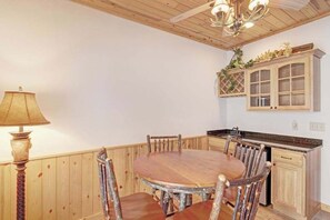 Dining - Waterfront townhome with fireplace, private patio, & shared boat docks (Eagle River)