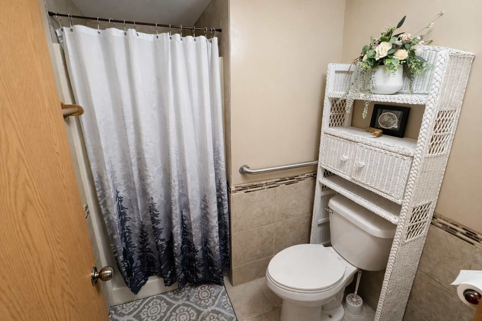 Cabin, Multiple Beds, Patio (Amber Sunset Retreat) | Bathroom