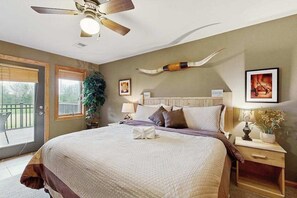 4 habitaciones, tabla de planchar con plancha, wifi y ropa de cama 