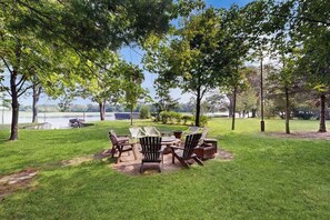 Property grounds - Waterfront Log Cabin Retreat with Private Boat Dock, Gas Grill, Fire pit & WIFI (Necedah)