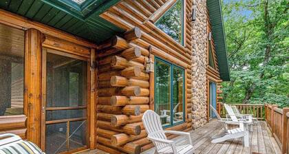 Riverfront cabin with a dock, kayaks and a canoe - firepit and water views