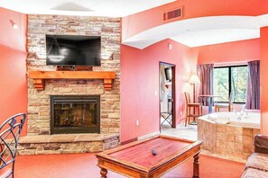 TV, fireplace, offices - Family-Friendly Chula Vista Condo w/ Bonus Perks (Wisconsin Dells)